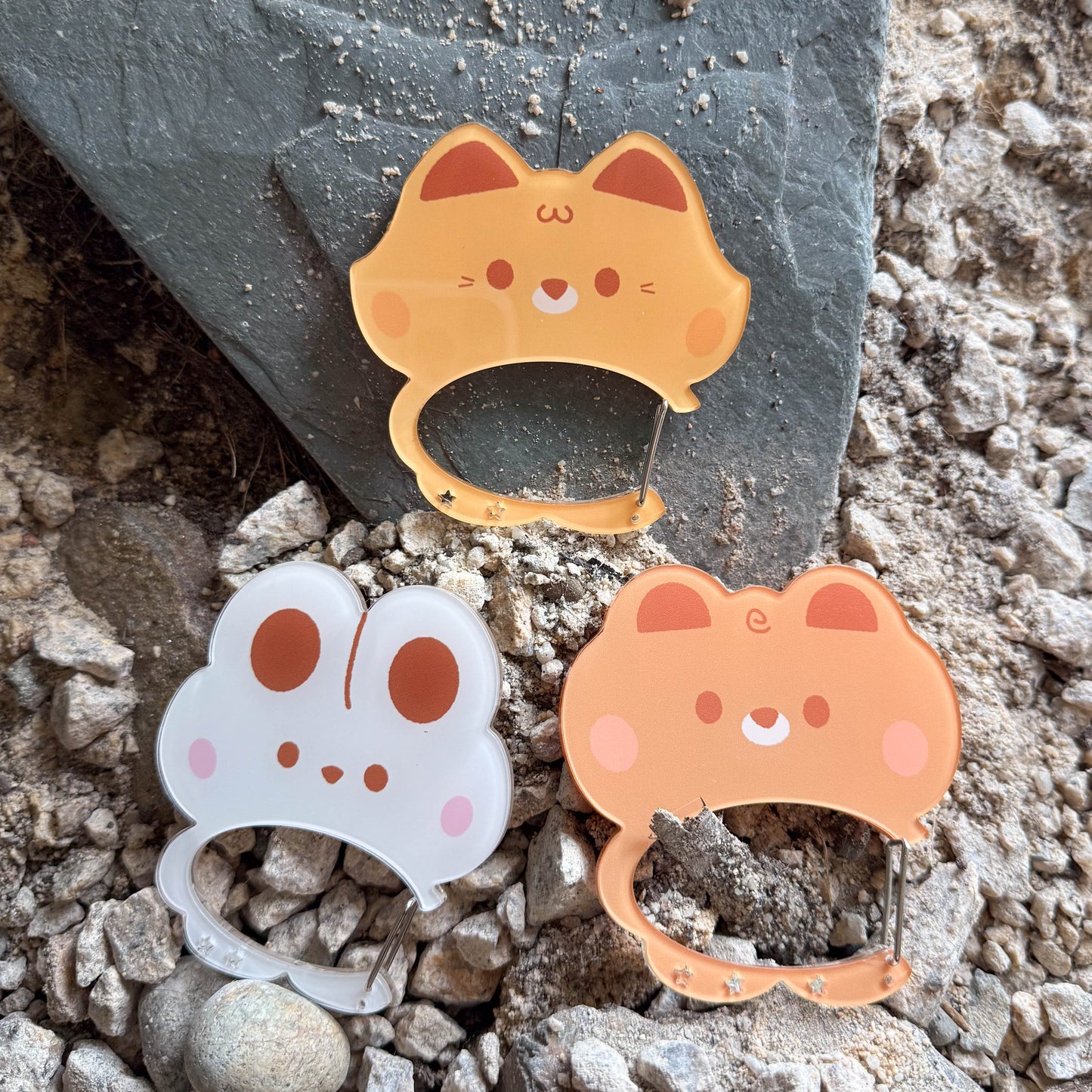 Octito Creates Acrylic Carabiners Blind Bags